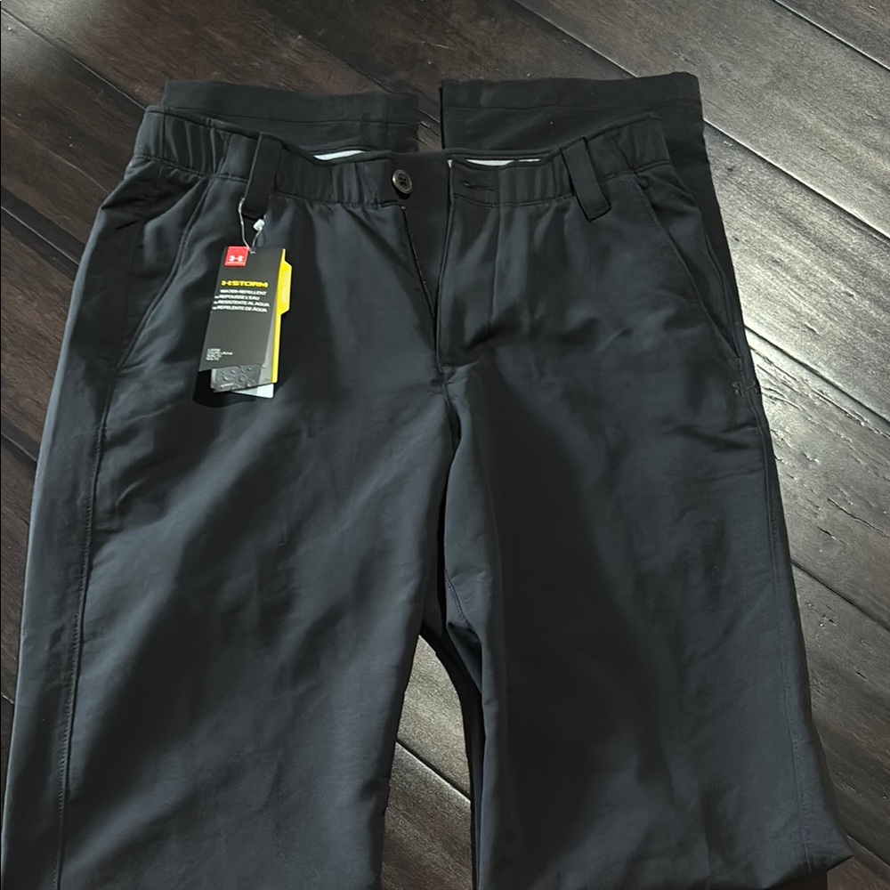 Under Armour Black Sweatpants with Elastic Waistband